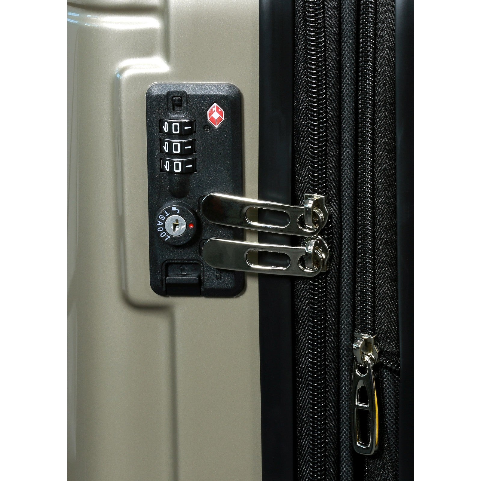 World Traveler Contour 20-Inch Carry-On Lightweight Polycarbonate Hardside Expandable Spinner Luggage with TSA Lock - Apple Green